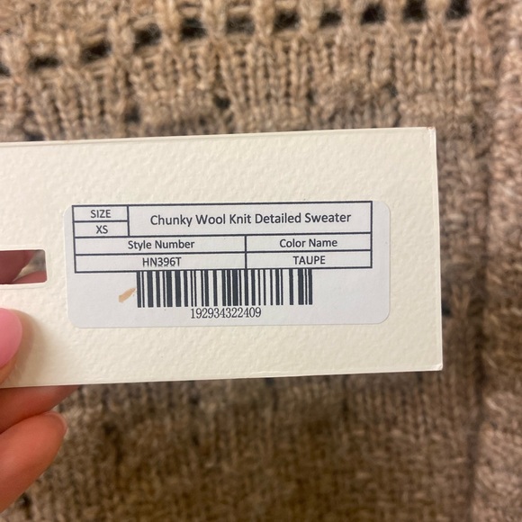 Endless Rose Express Sweater NWT - Picture 3 of 4